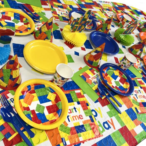Building Blocks 9in Plates - 8 Plates - Image 3