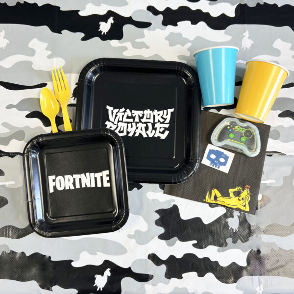 Fortnite Luncheon Napkins - 16 Napkins/Pack or 192 Napkins/Case - Image 3