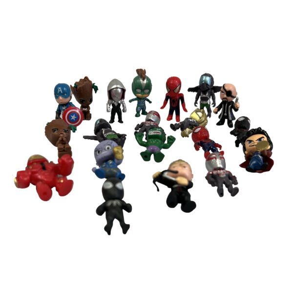 Superhero Mini Figures -12 Mini Figures