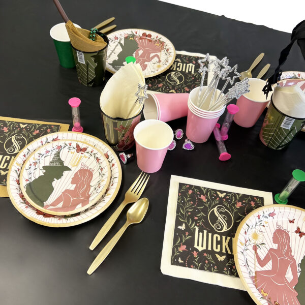 Wicked 9" Plates - 8 Plates/Pack or 96 Plates/Unit - Image 3