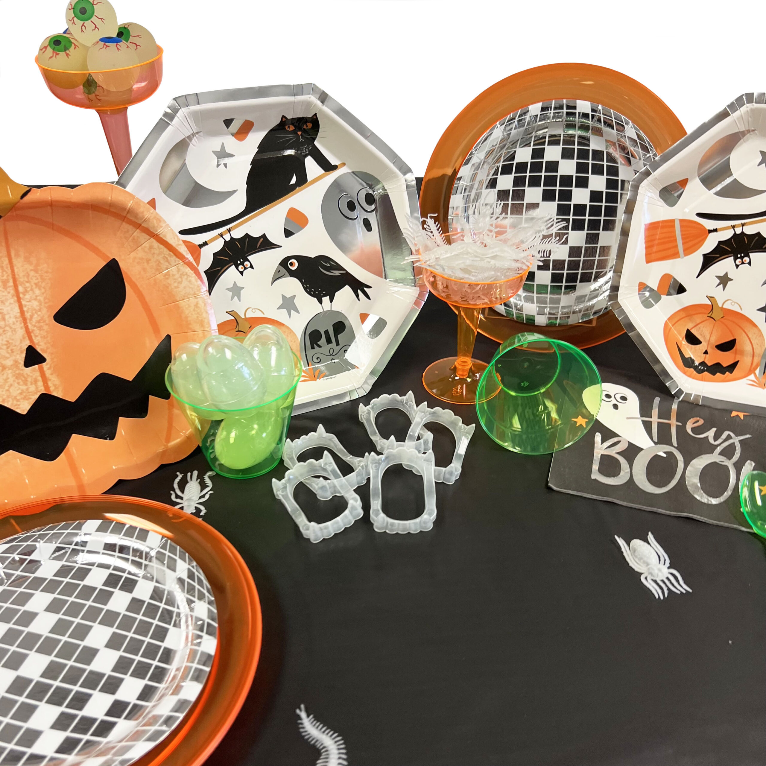 "Bats & Boos" 10.38" Octagon Halloween Plates - 8 Plates/Pack or 48 Plates/Case - Image 3